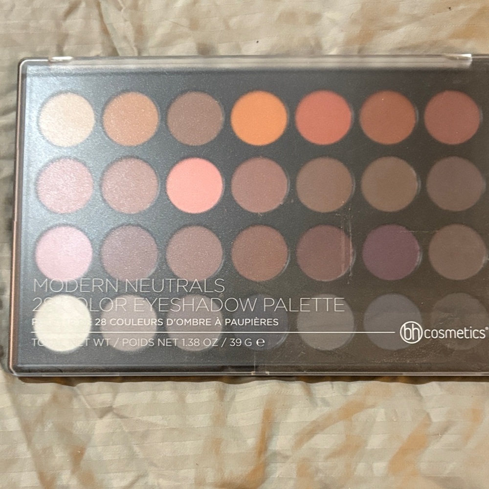 BH Cosmetics Modern Neutrals Eyeshadow Palette - Warm Tones